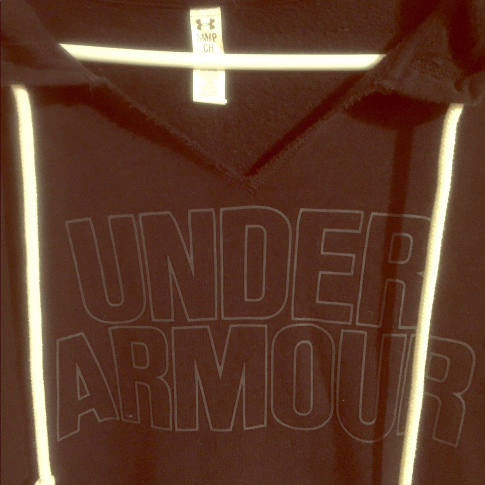 EUC black pullover v-neck hoodie
